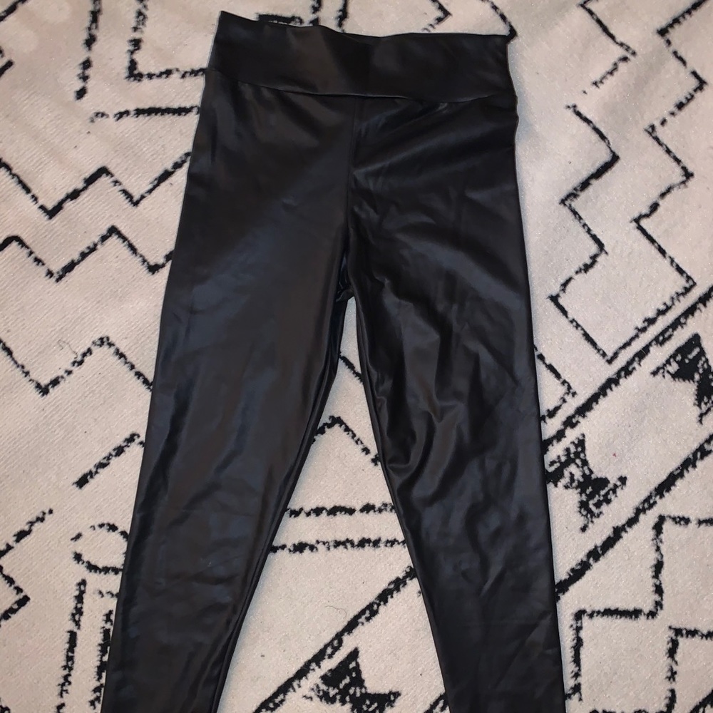 Leather leggings